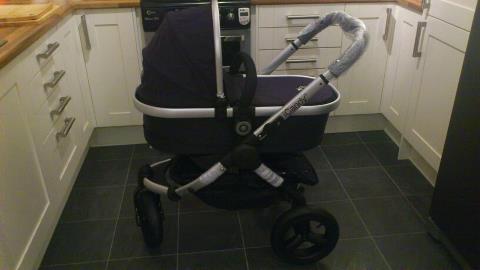 New pram…..and I’m a little bit in love!