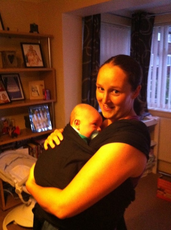 Babywearing with a Tots Bots Papoozle – review