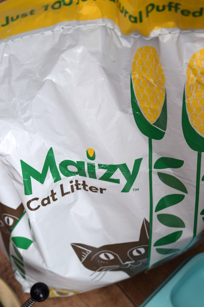 Maizy cat litter