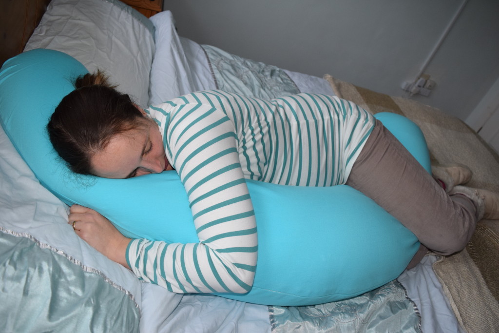 Theraline maternity pillow