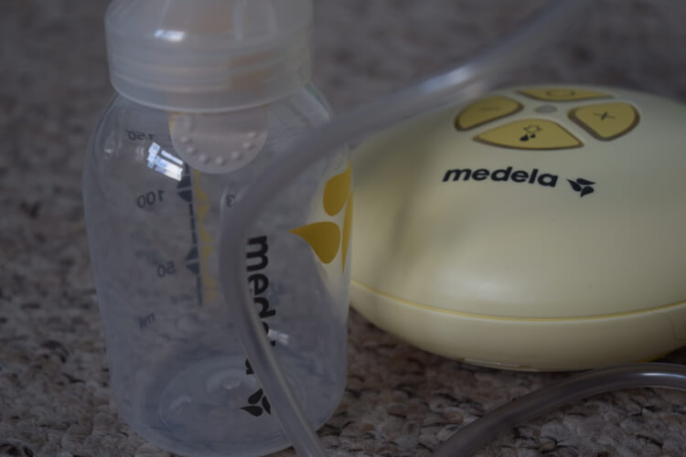 Medela Swing Single Electric Breast Pump (w/ 2nd Phase Expression) – Little  Baby