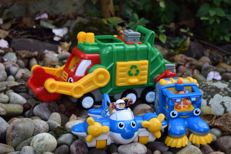 Review: WOW Toys vehicles