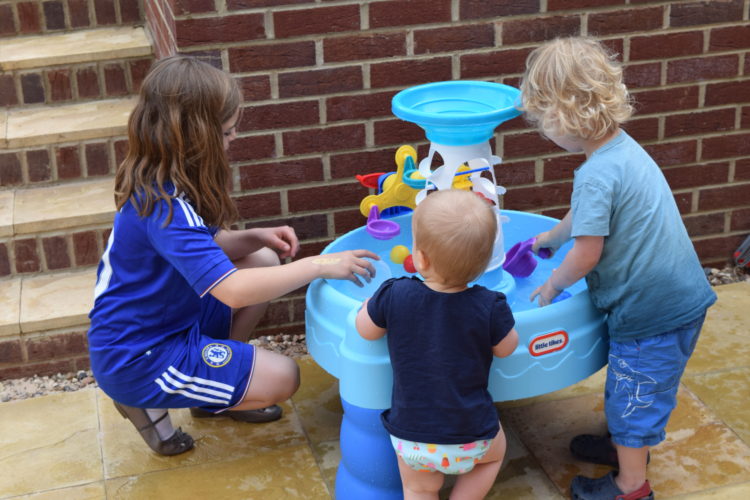 Little Tikes Spinning Seas water table