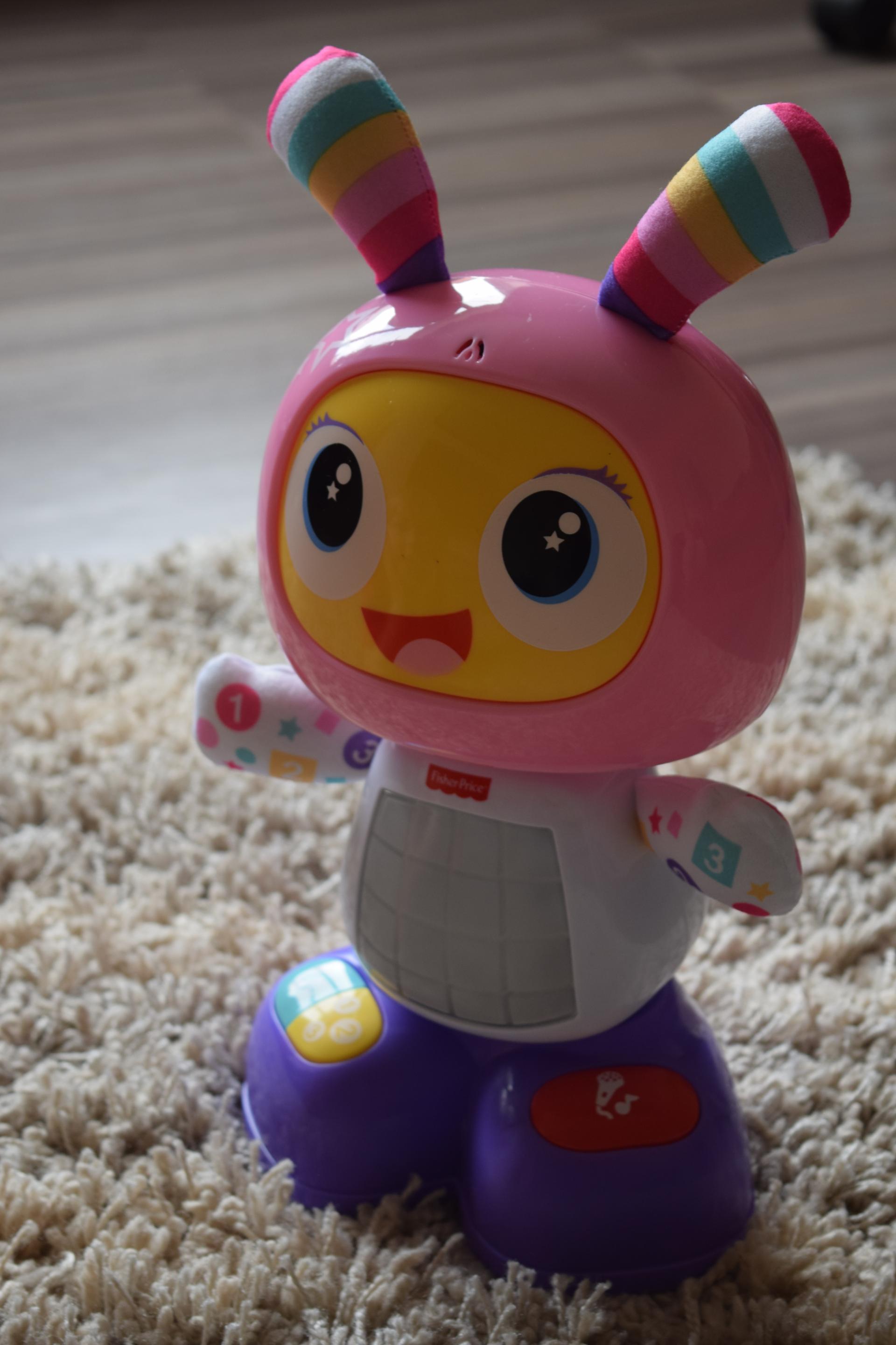 Review Fisher Price Beat Belle Family Fever