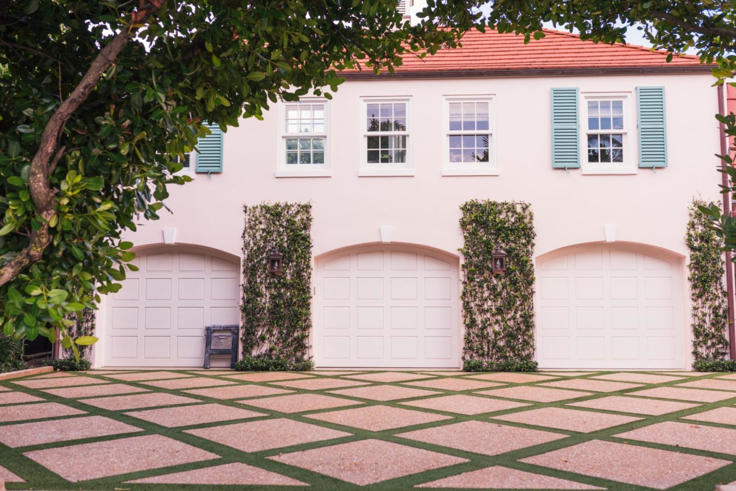 3 easy ways to boost the appeal of your driveway