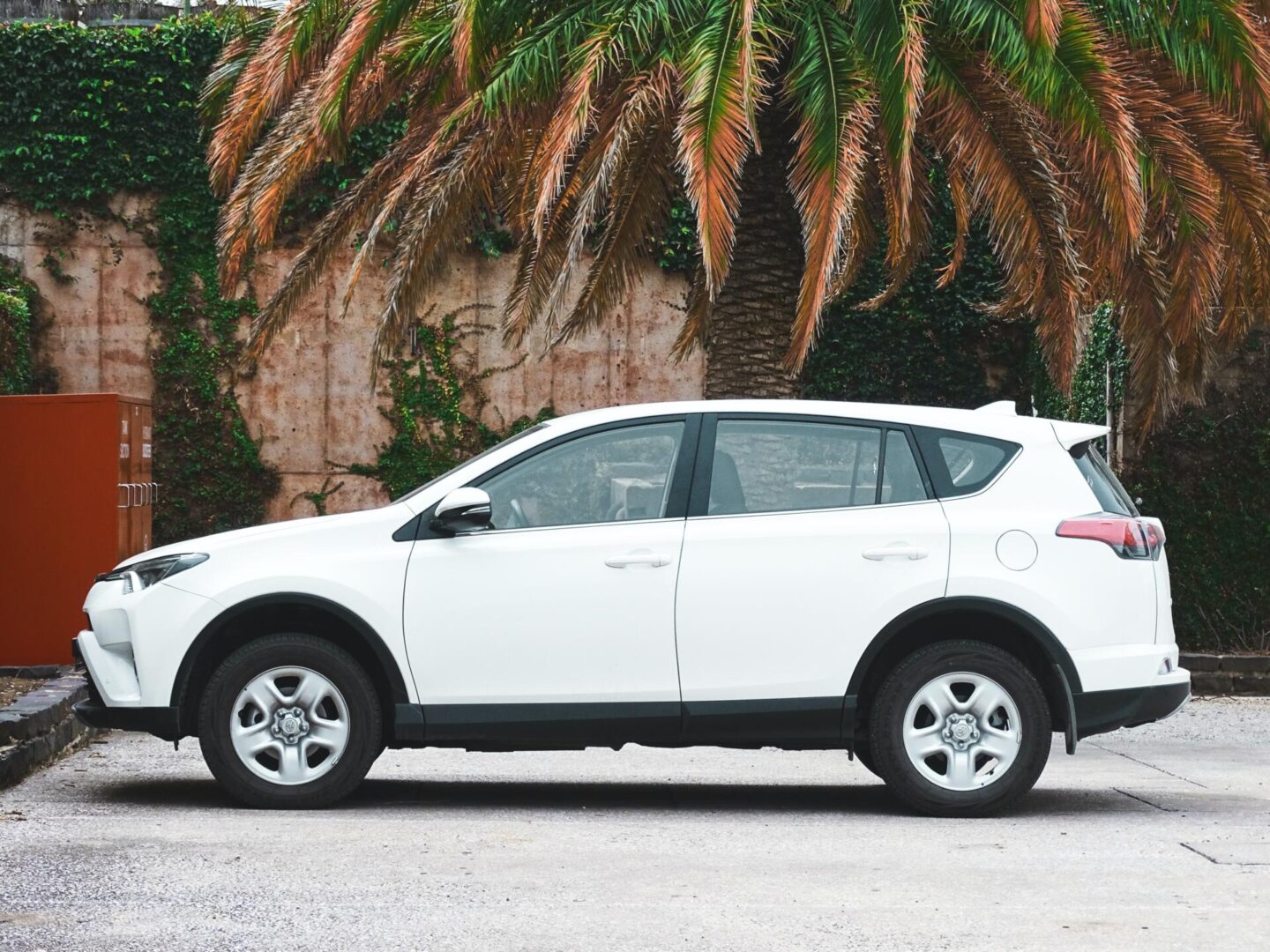5 factors to consider when buying a new car