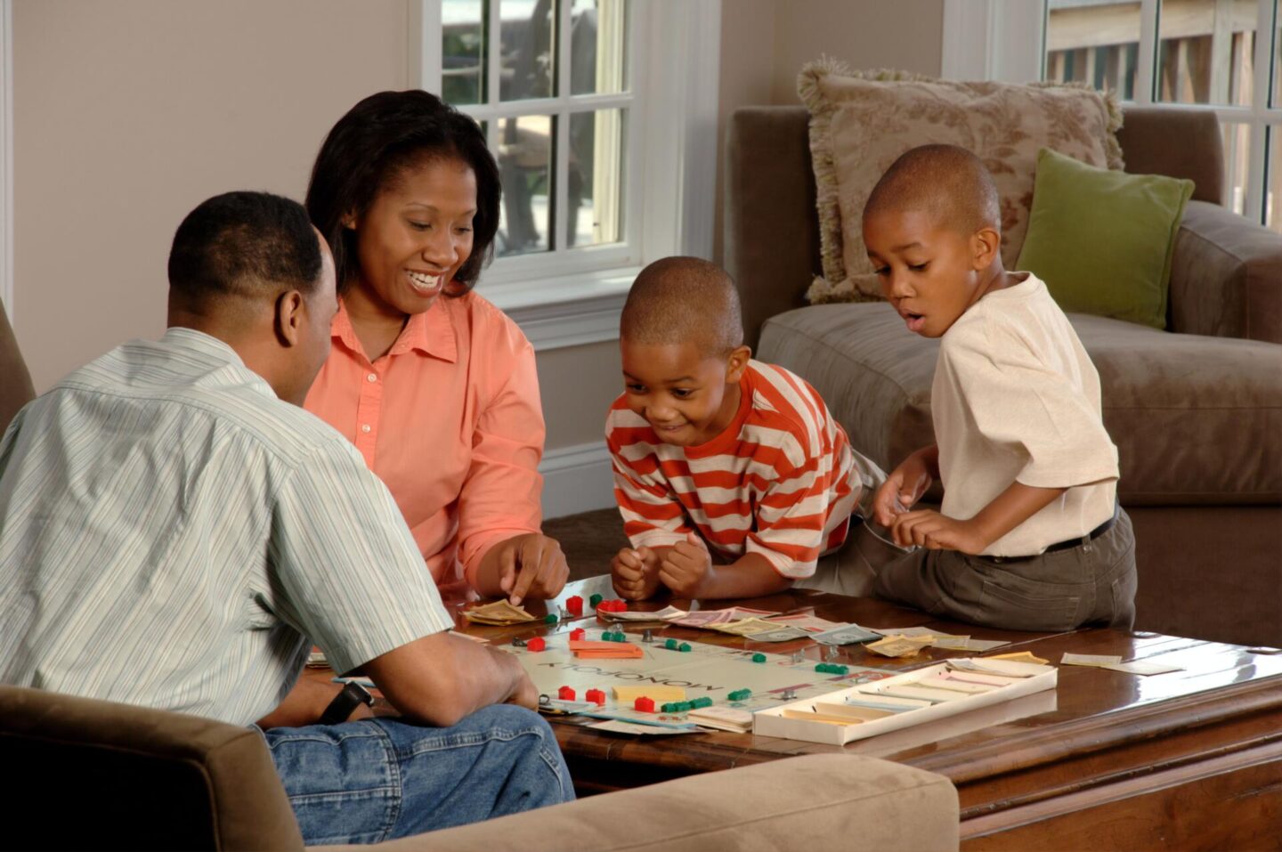 4 ways to keep your kids entertained over the summer holidays